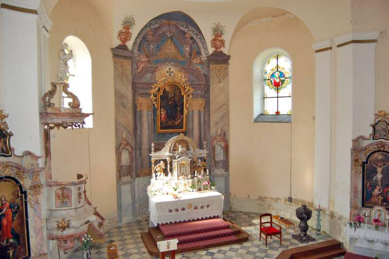 Interiér kostela sv. Jakuba staršího.